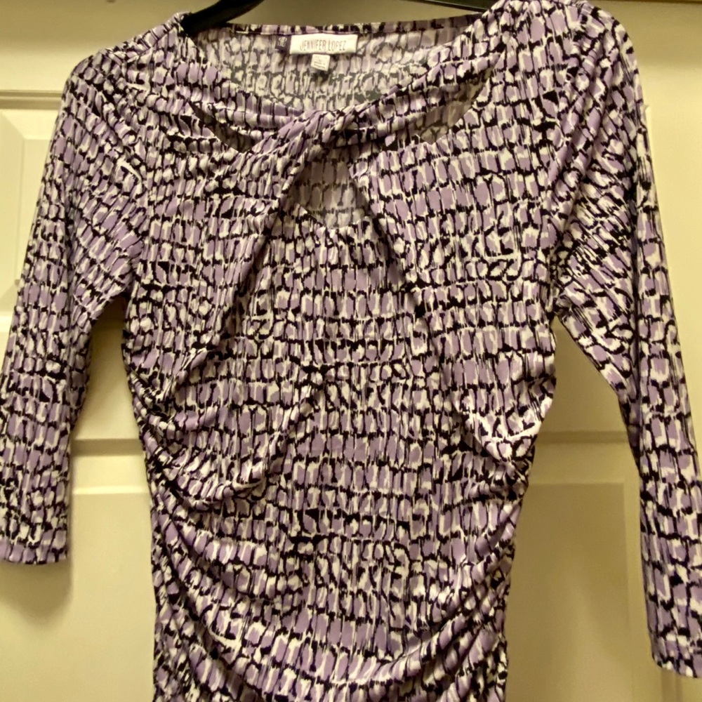 Jennifer Lopez Criss Cross Top